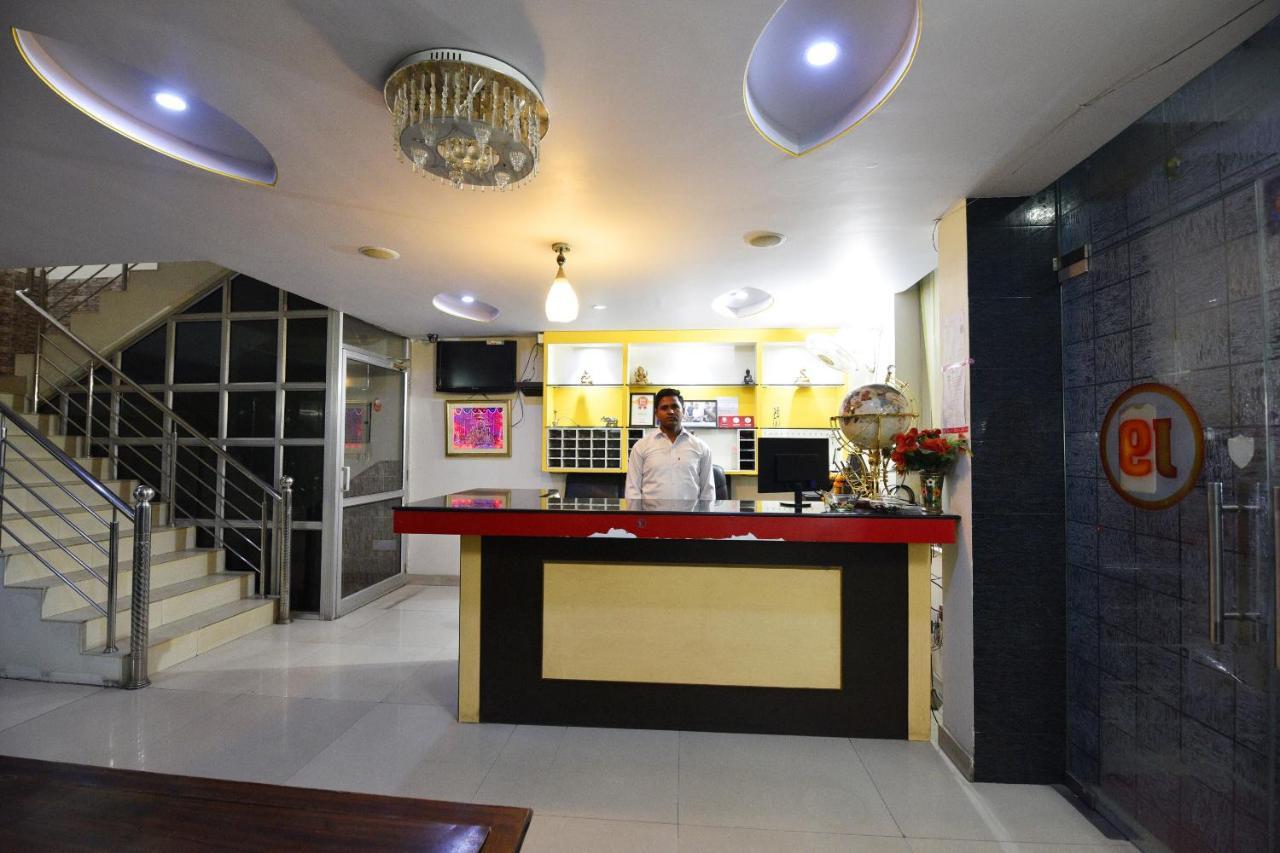 Hotel O Apple Jaipur Luaran gambar