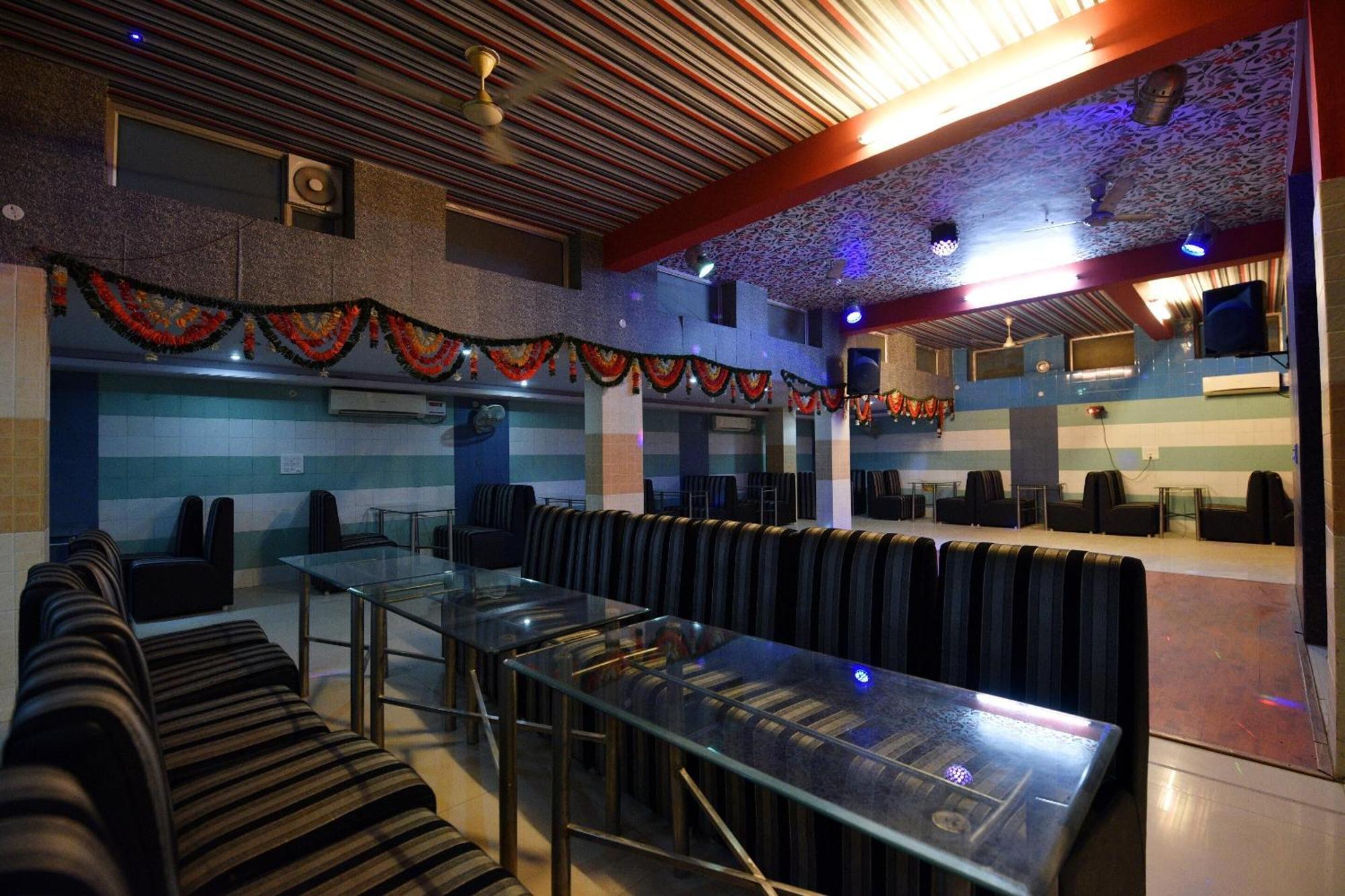Hotel O Apple Jaipur Luaran gambar