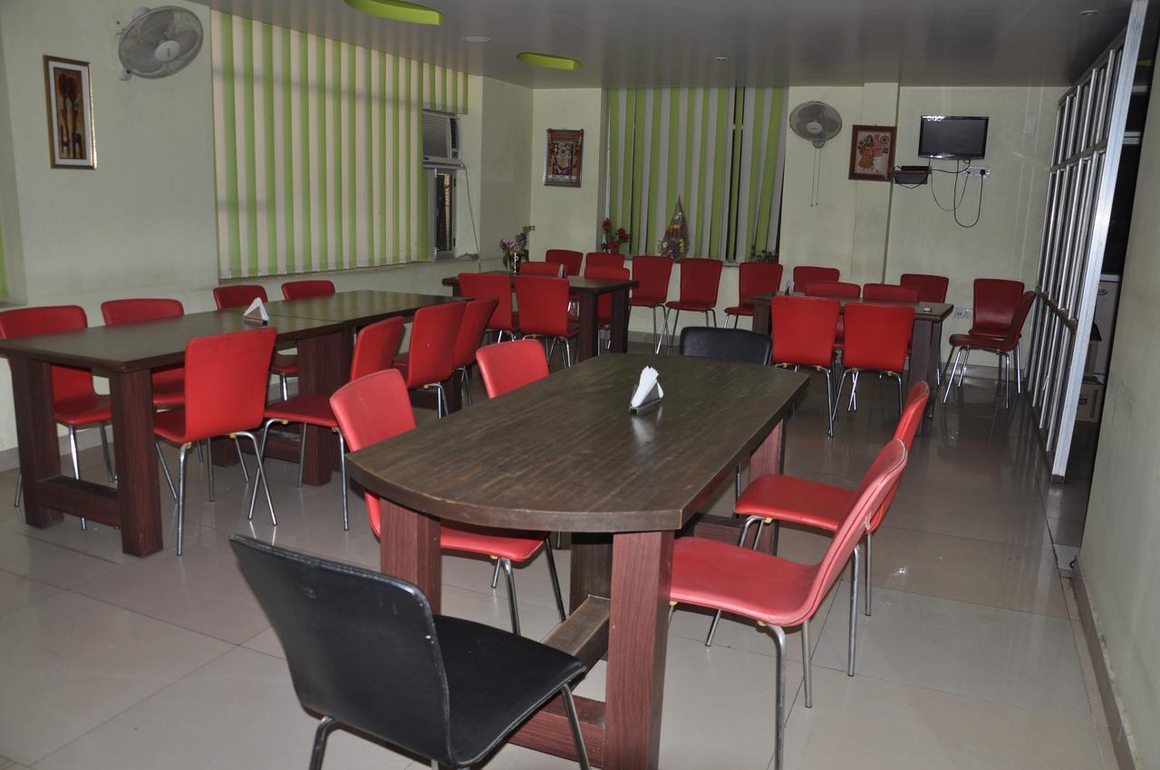 Hotel O Apple Jaipur Luaran gambar