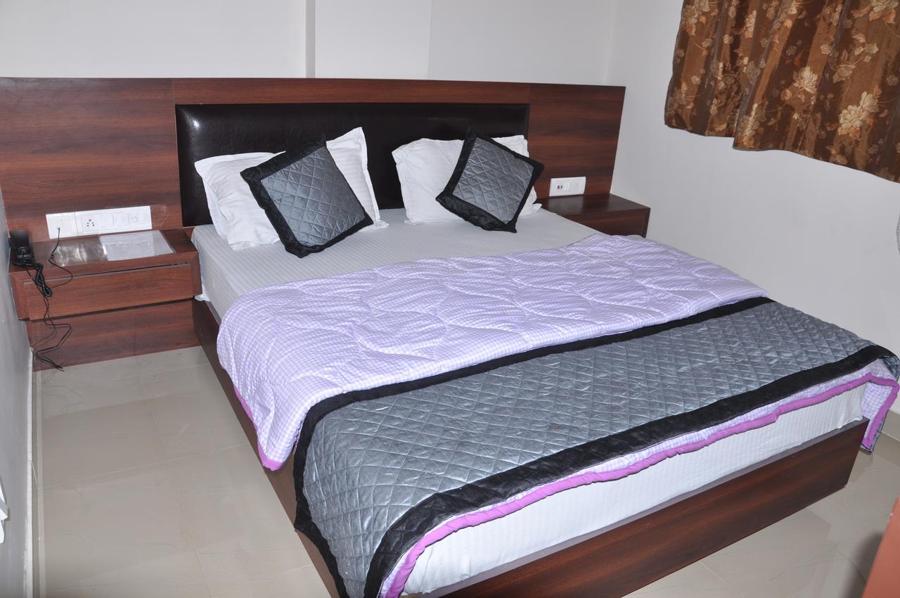 Hotel O Apple Jaipur Luaran gambar